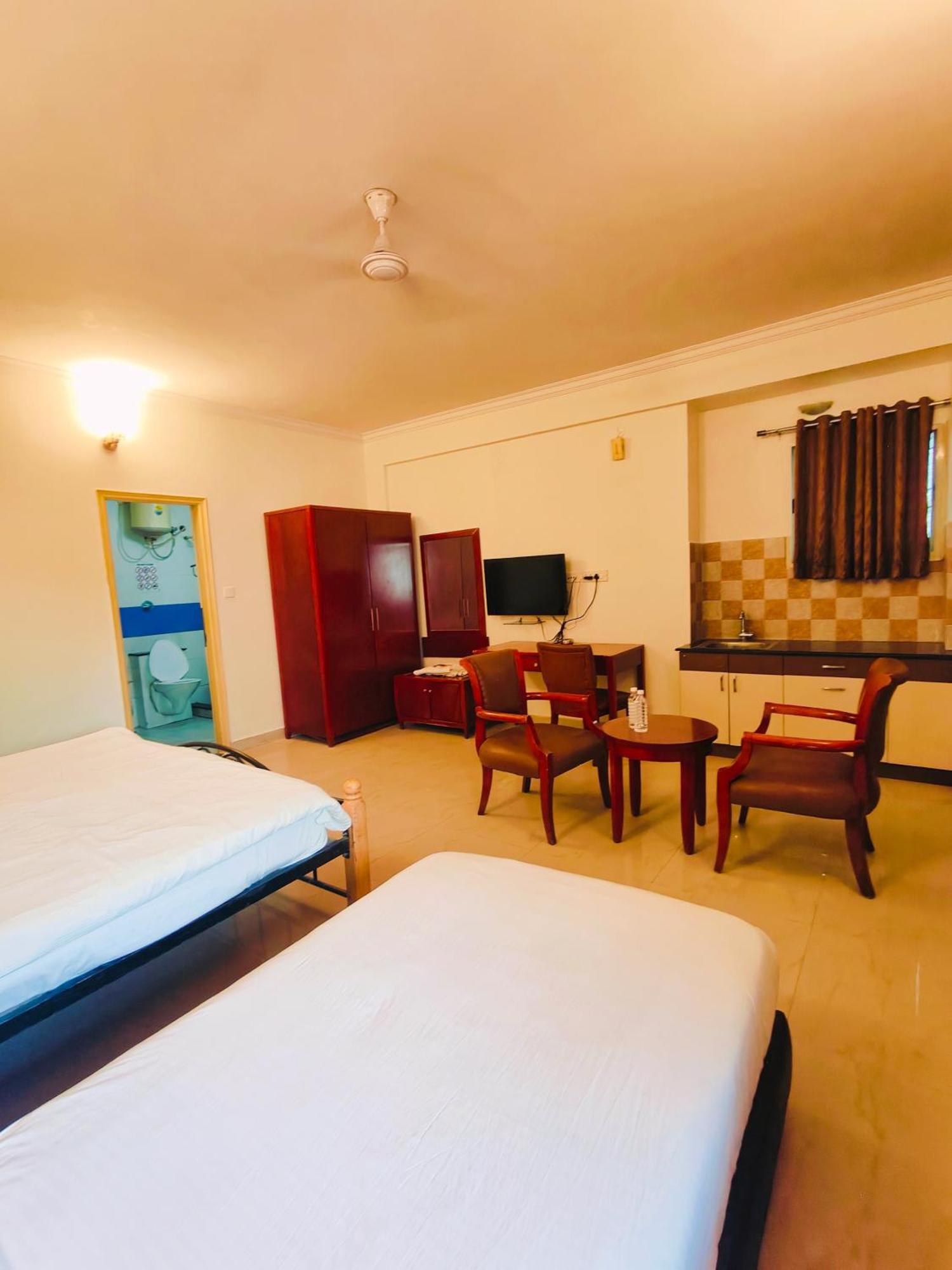 העיר בנגלור Kings Suites Palace Grounds מראה חיצוני תמונה