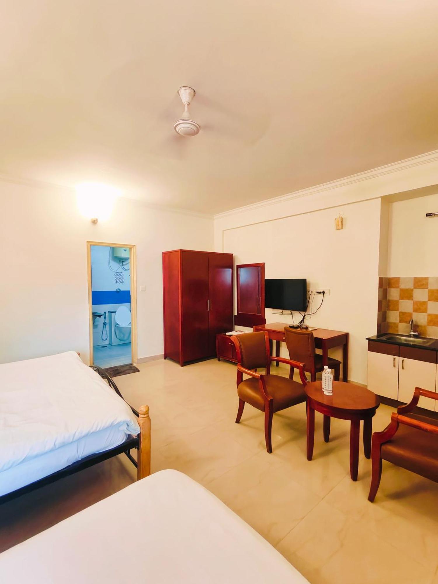 העיר בנגלור Kings Suites Palace Grounds מראה חיצוני תמונה