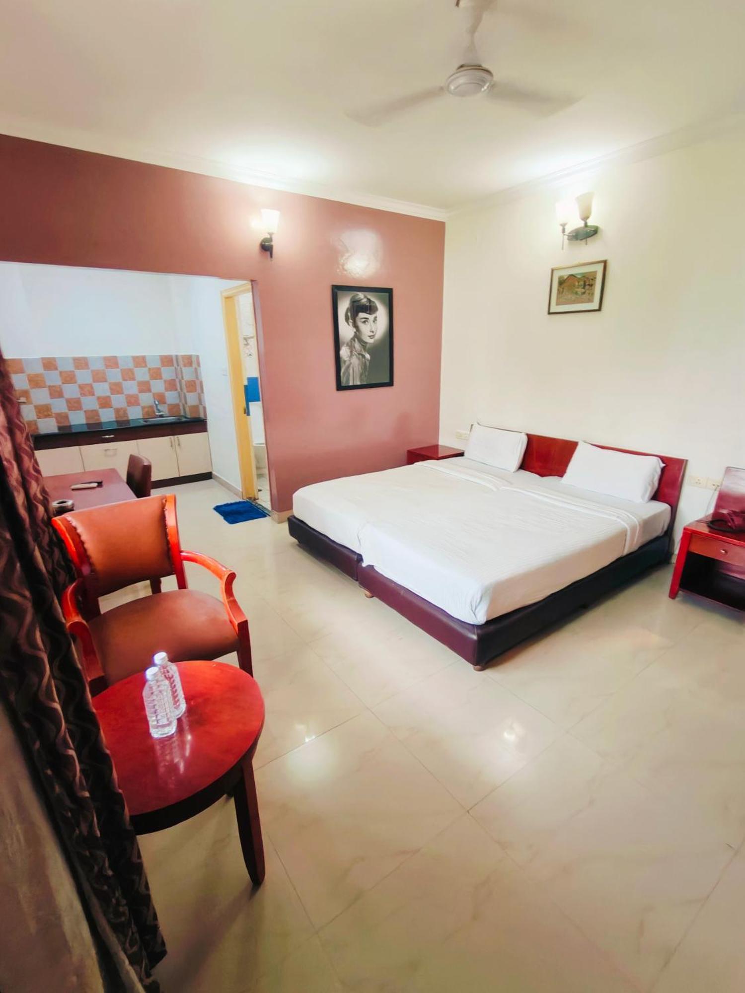 העיר בנגלור Kings Suites Palace Grounds מראה חיצוני תמונה